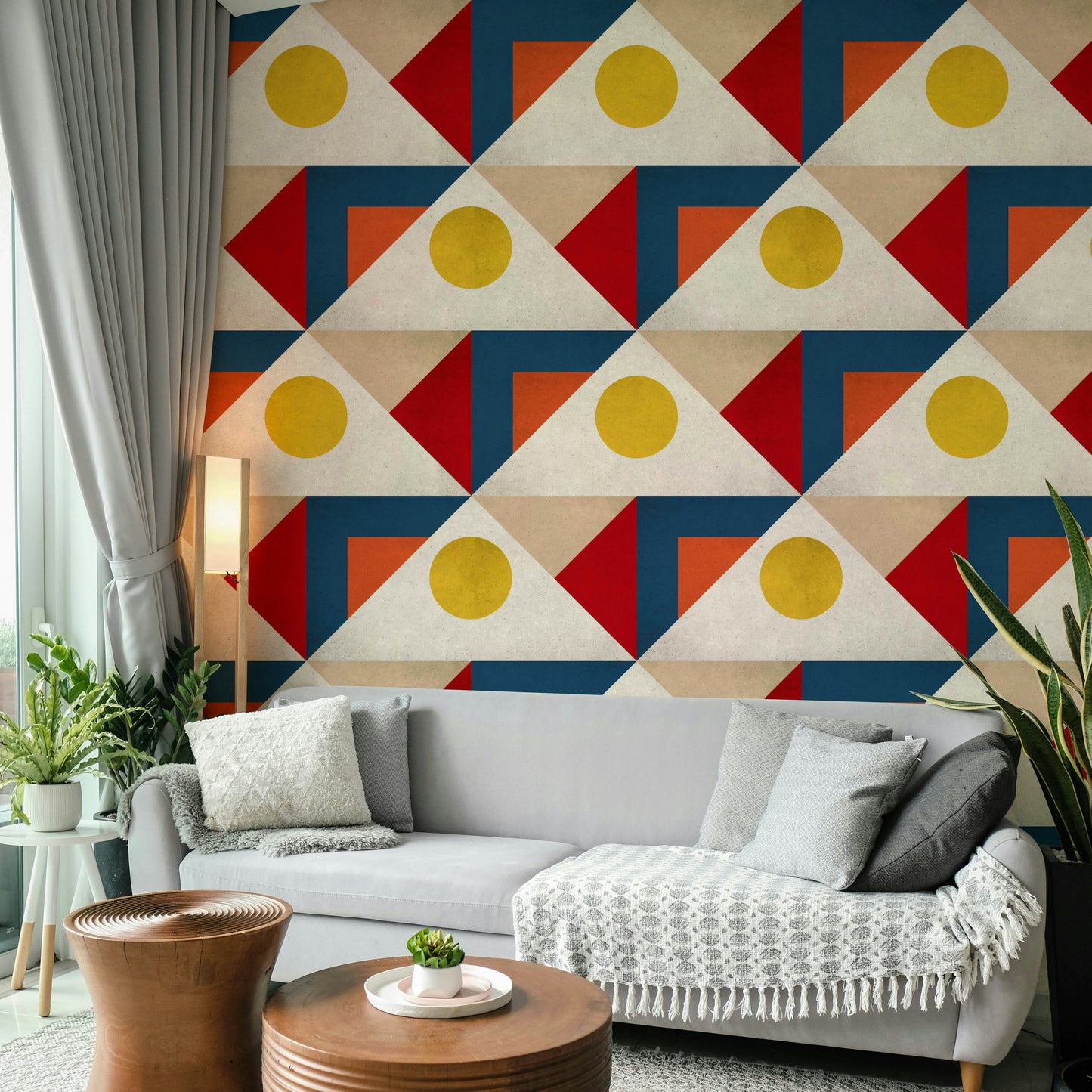 Graphic wallpaper for stylish, energetic rooms