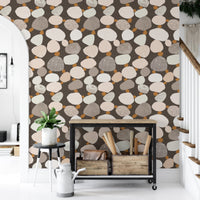 Removable wallpaper with pebbled chic design