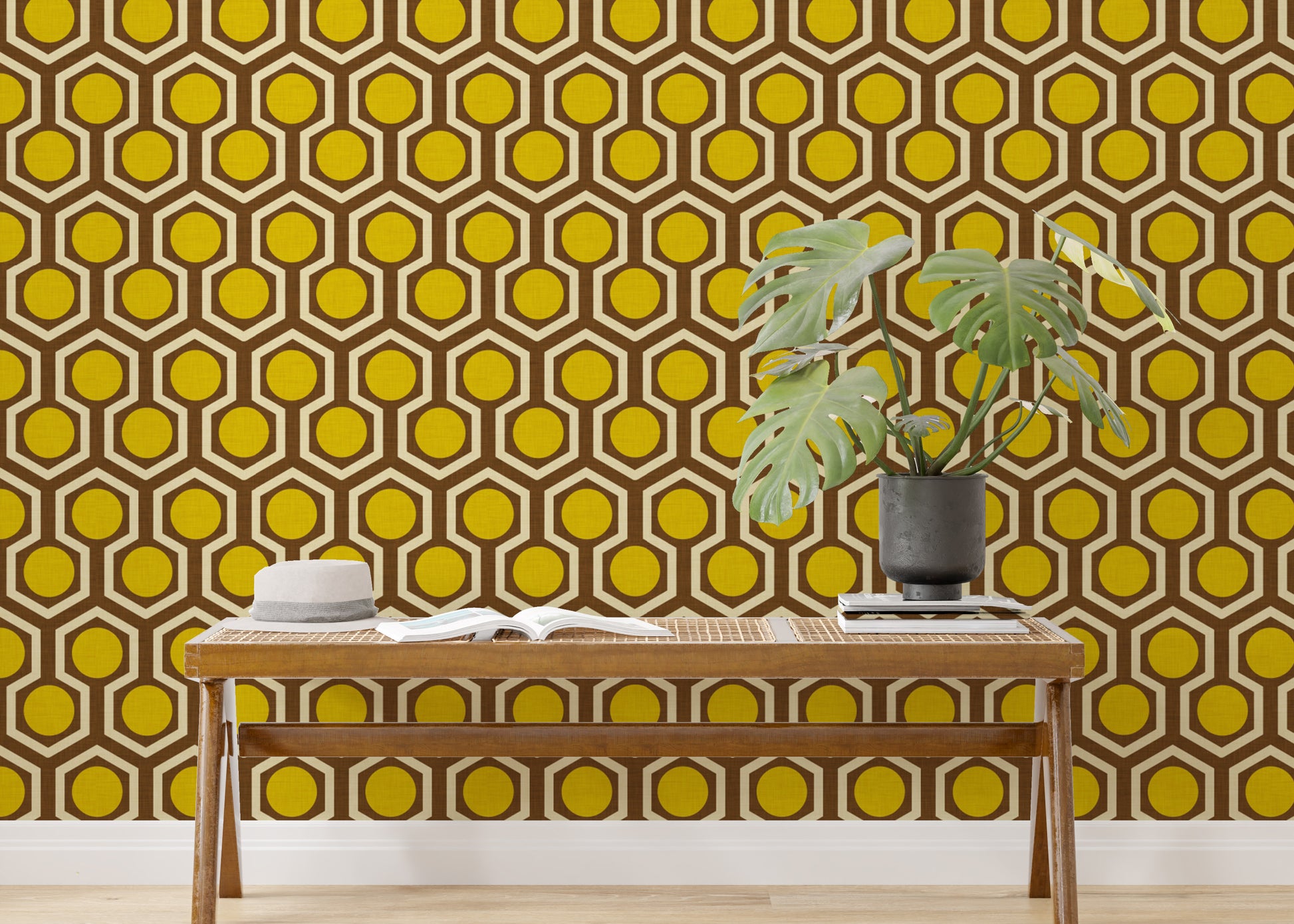 Geometric yellow wallpaper with brown hues

