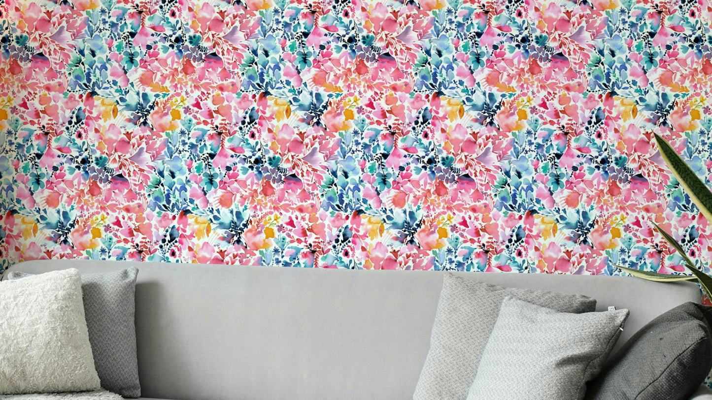 Multicolored floral wallpaper with watercolor artistry


