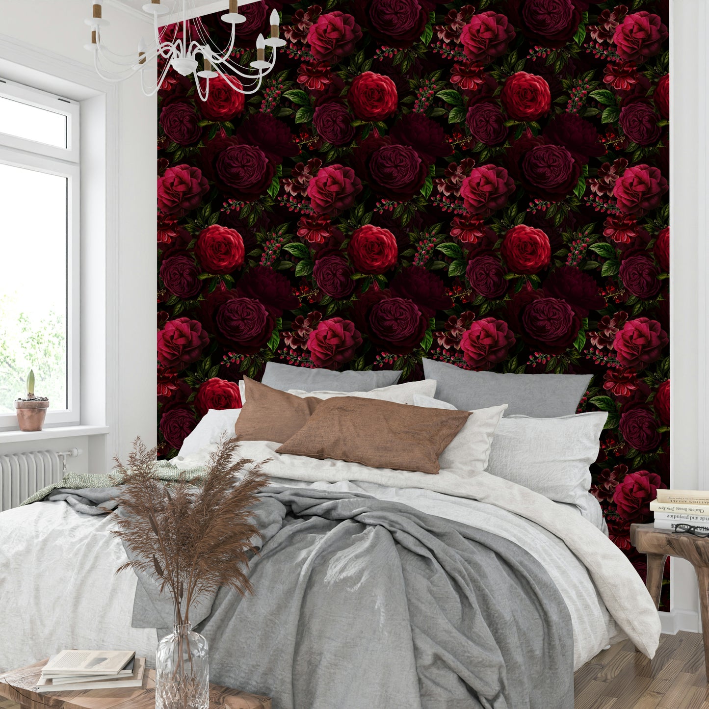 Dramatic wallpaper with nocturnal blossoms

