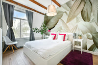 Elegant leaf mural for a peaceful, quiet room

