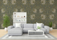 Elegant wallpaper with natural motifs

