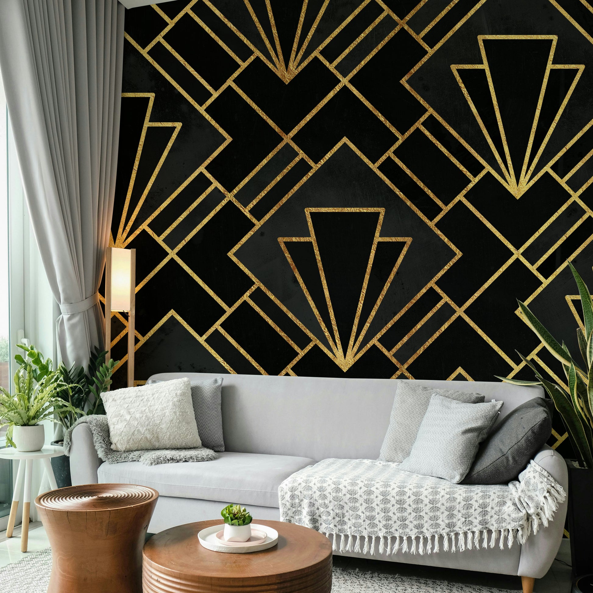Black and gold Art Deco mosaic wallpaper for stylish rooms.

