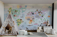 Kids' mural wallpaper with animals

