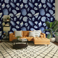 Marea wall design with natural movement

