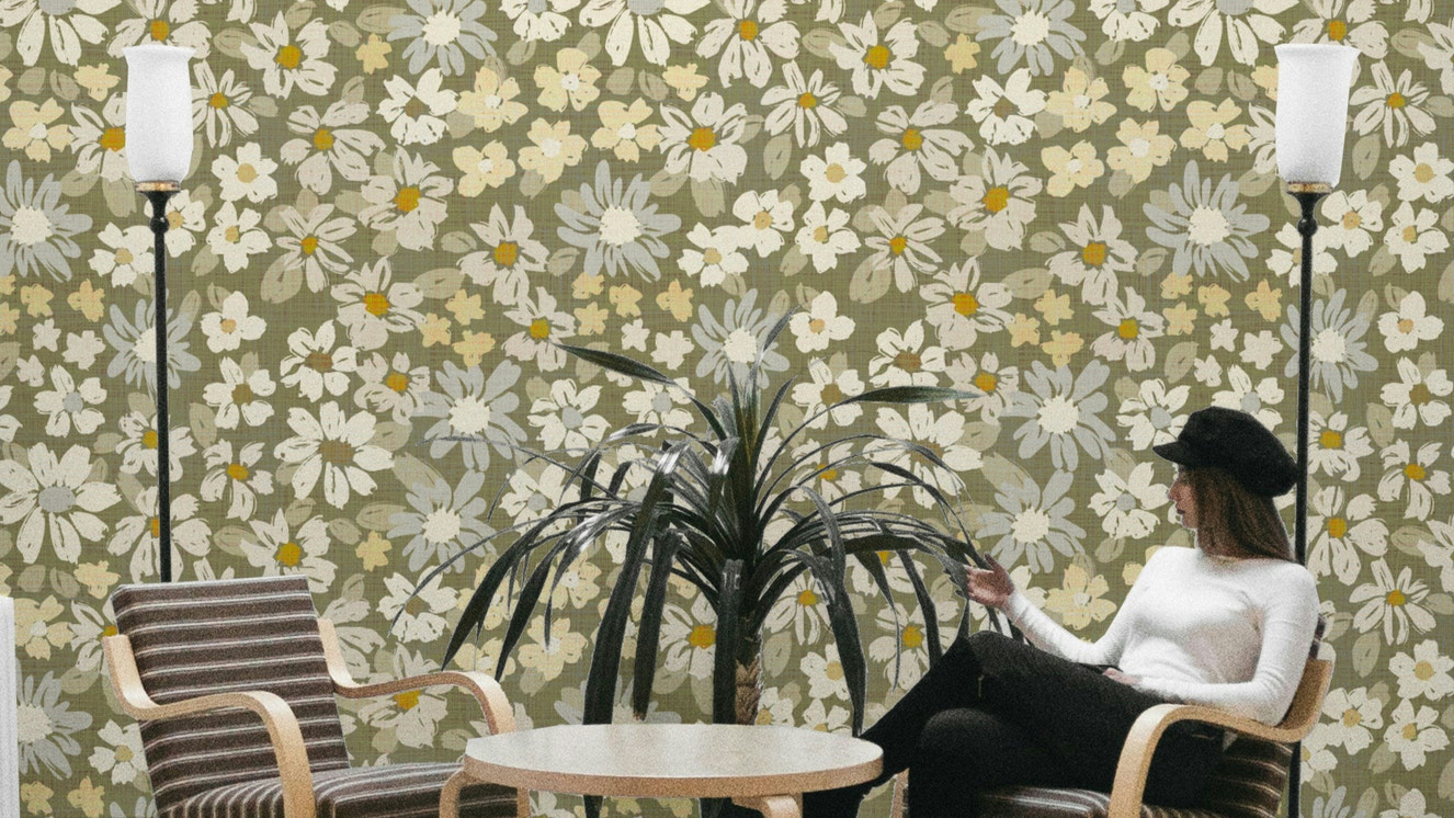 Painterly floral pattern.

