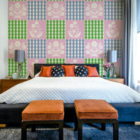 Inviting details and intricate composition.

