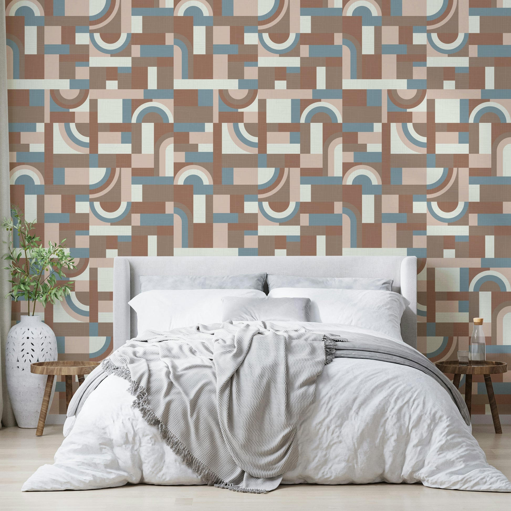 The room's lighting highlights the classic feel of the pattern.

