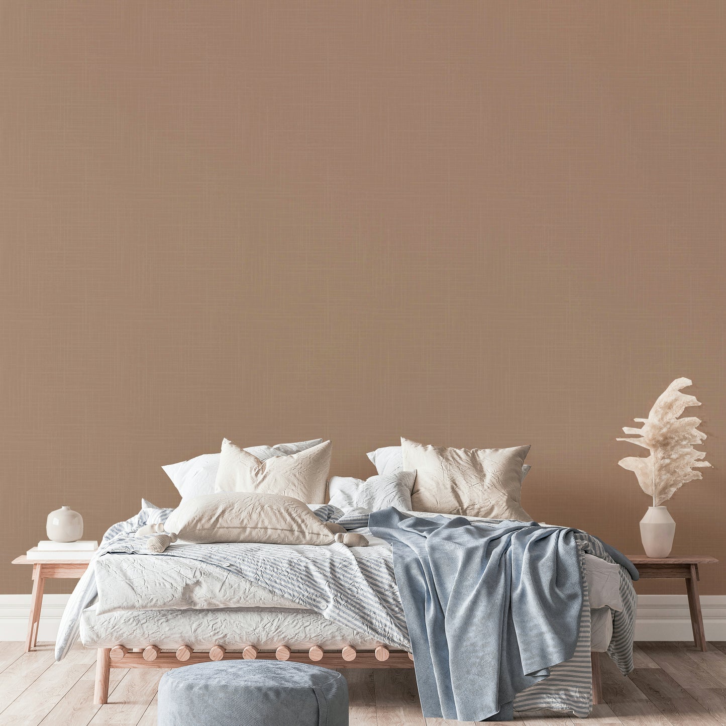 The style is classic and feels very connected to a sense of history.

