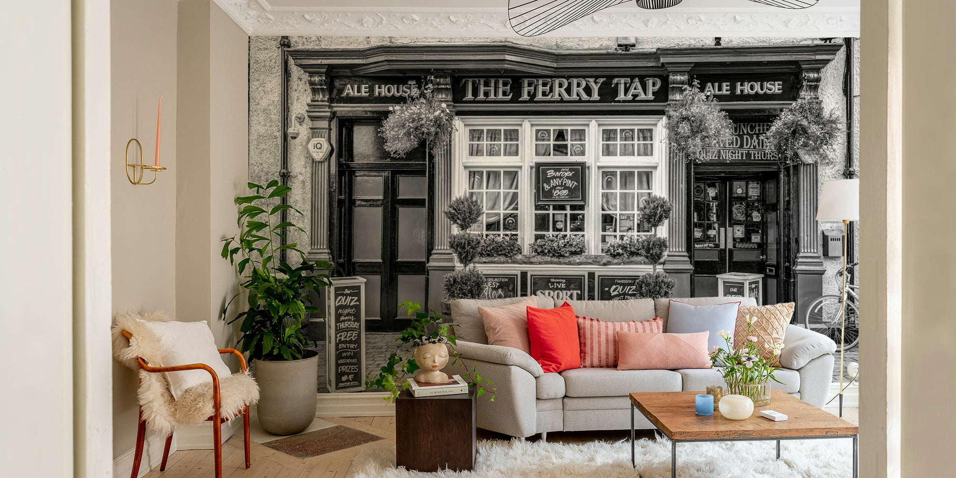 The design has a beautiful, elegant look.

