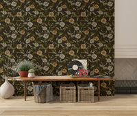 Velvety Faded Floral Old Fashioned display, intricate classic pattern wallpaper.