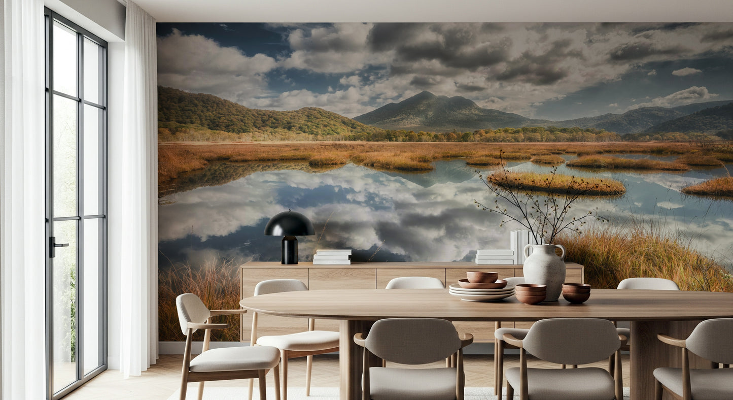 Reflected Vista wallpaper, wide open marsh, clear water reflection.