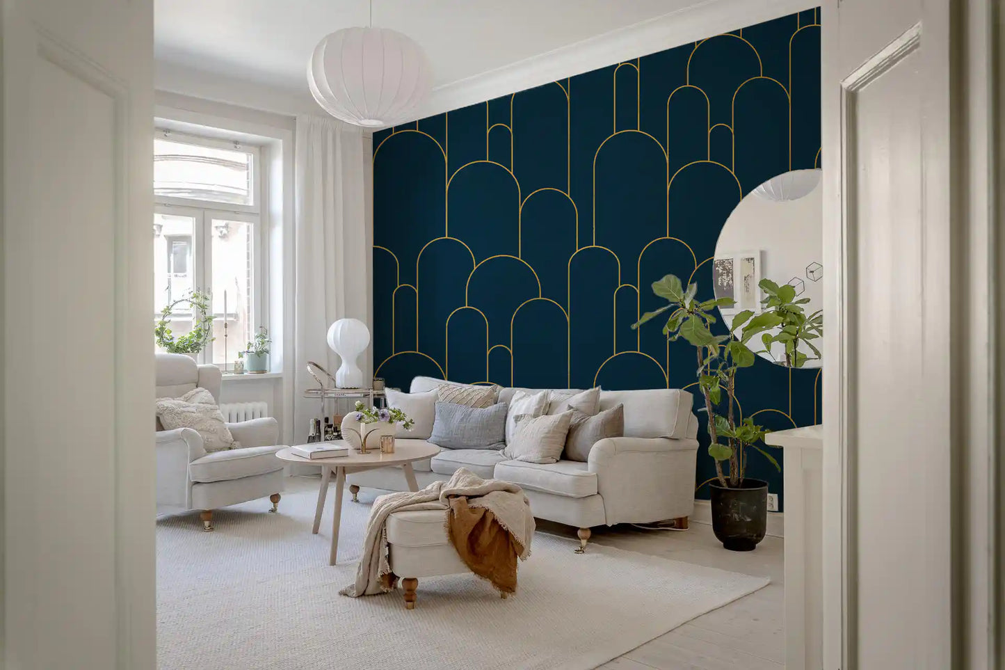 Elegant Navy and Gold Art Deco Wallpaper⁠