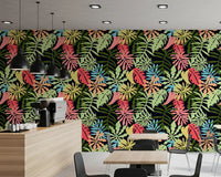 Vibrant Tropical Jungle Foliage Pattern Wallpaper⁠