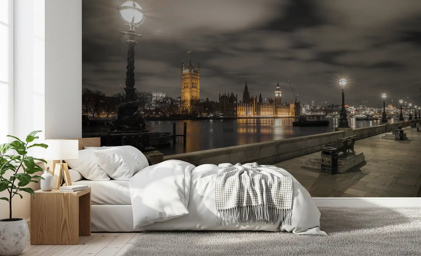 Amber light pours from Parliament across the Thames in this wall mural GD12842
