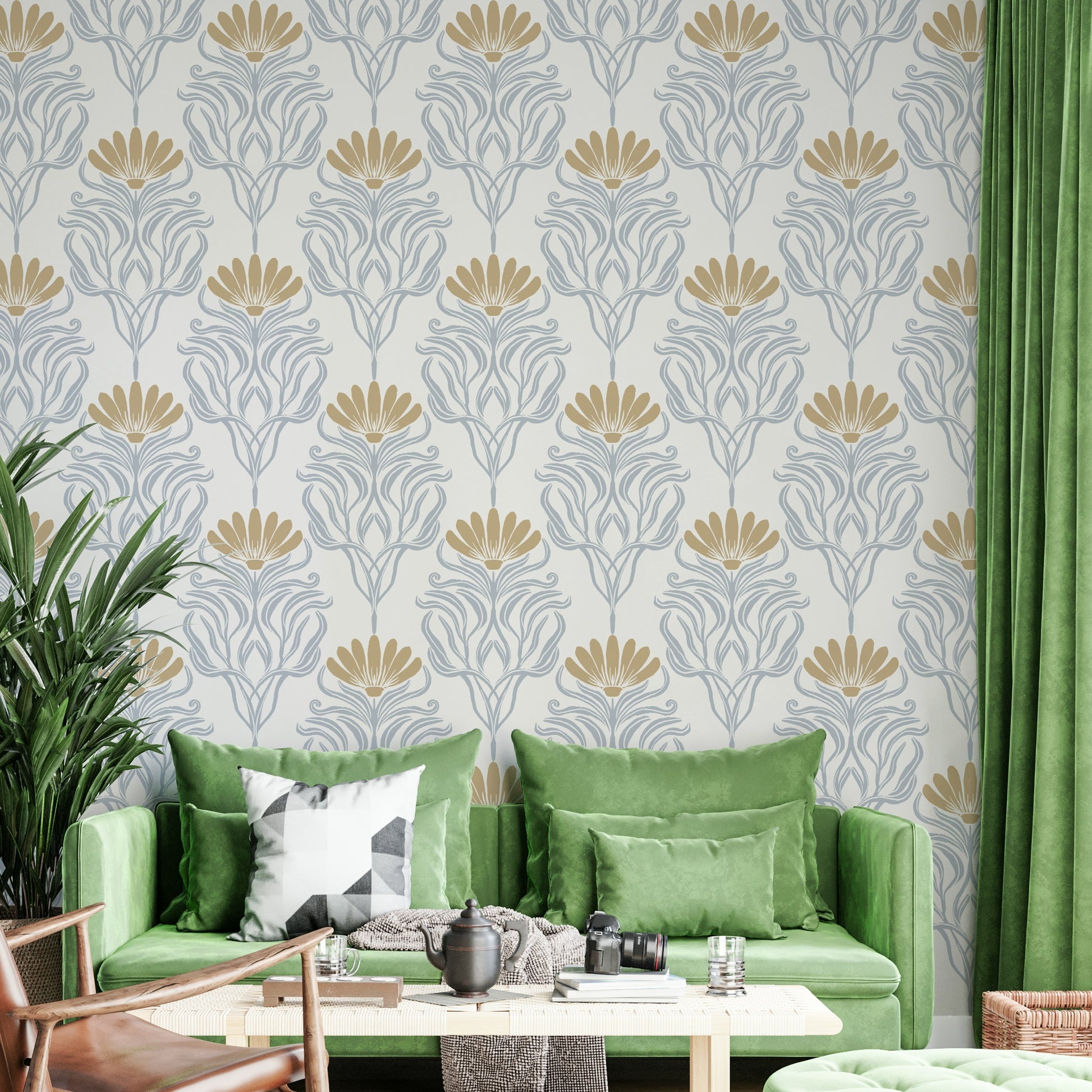 Classic wall decorated with ancient ornamental motifs

