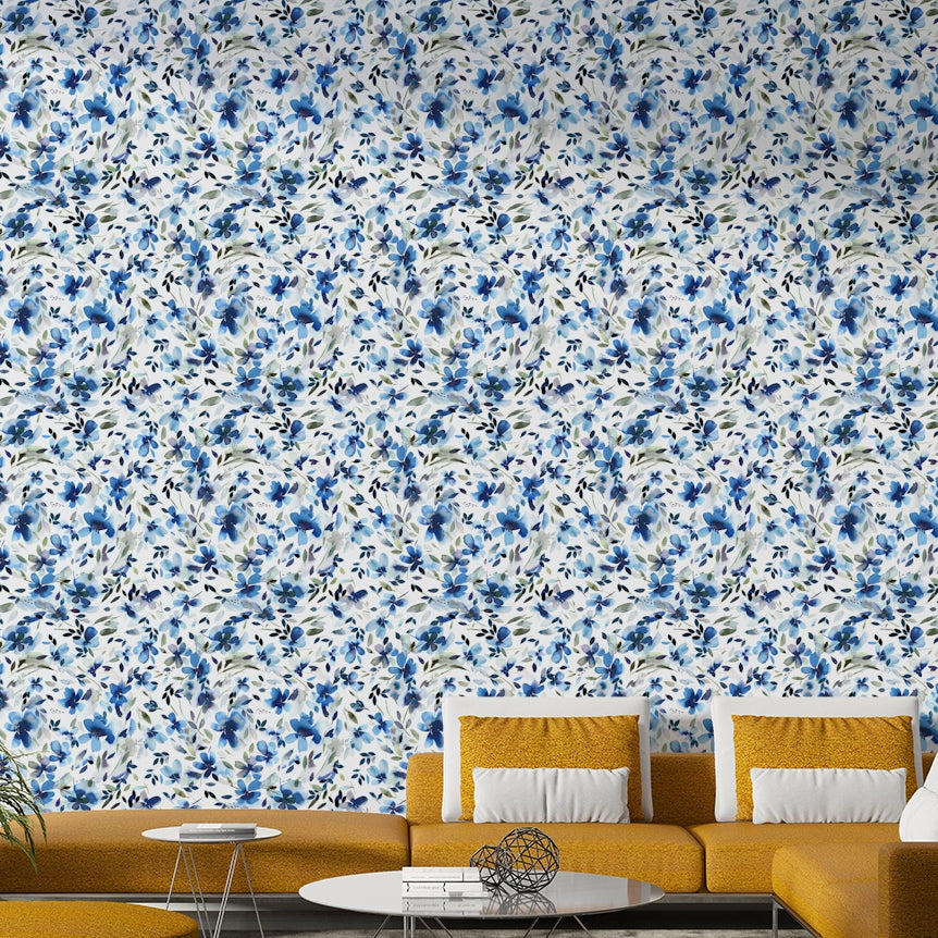 Water-inspired floral design in bold summer tones

