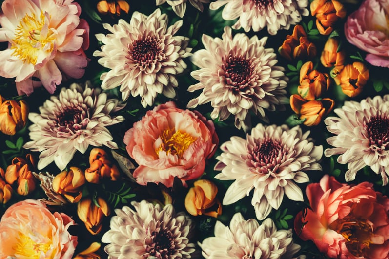 Beautiful Bouquet Flower Wallpaper in your room