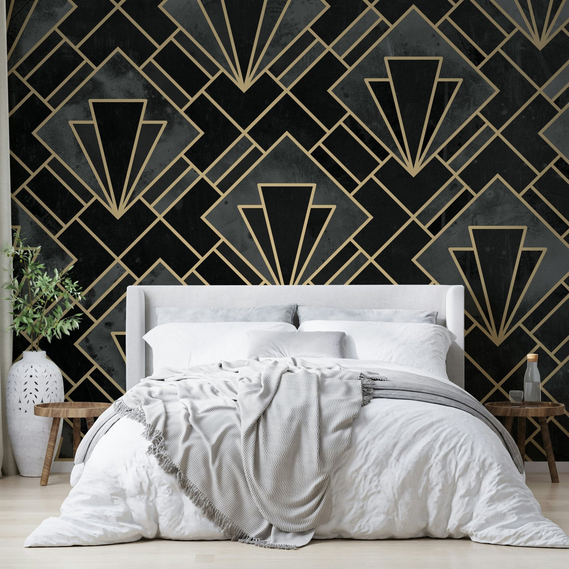 Structured wallpaper with mosaic layout

