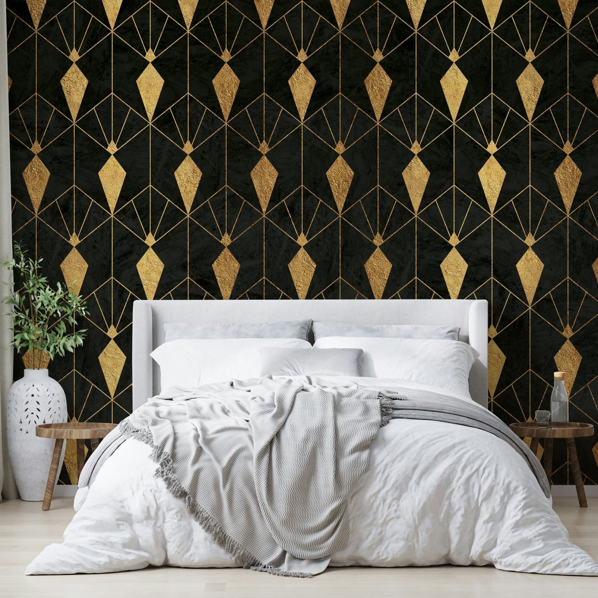 Elegant Art Deco design with bold contrasts of black and gold

