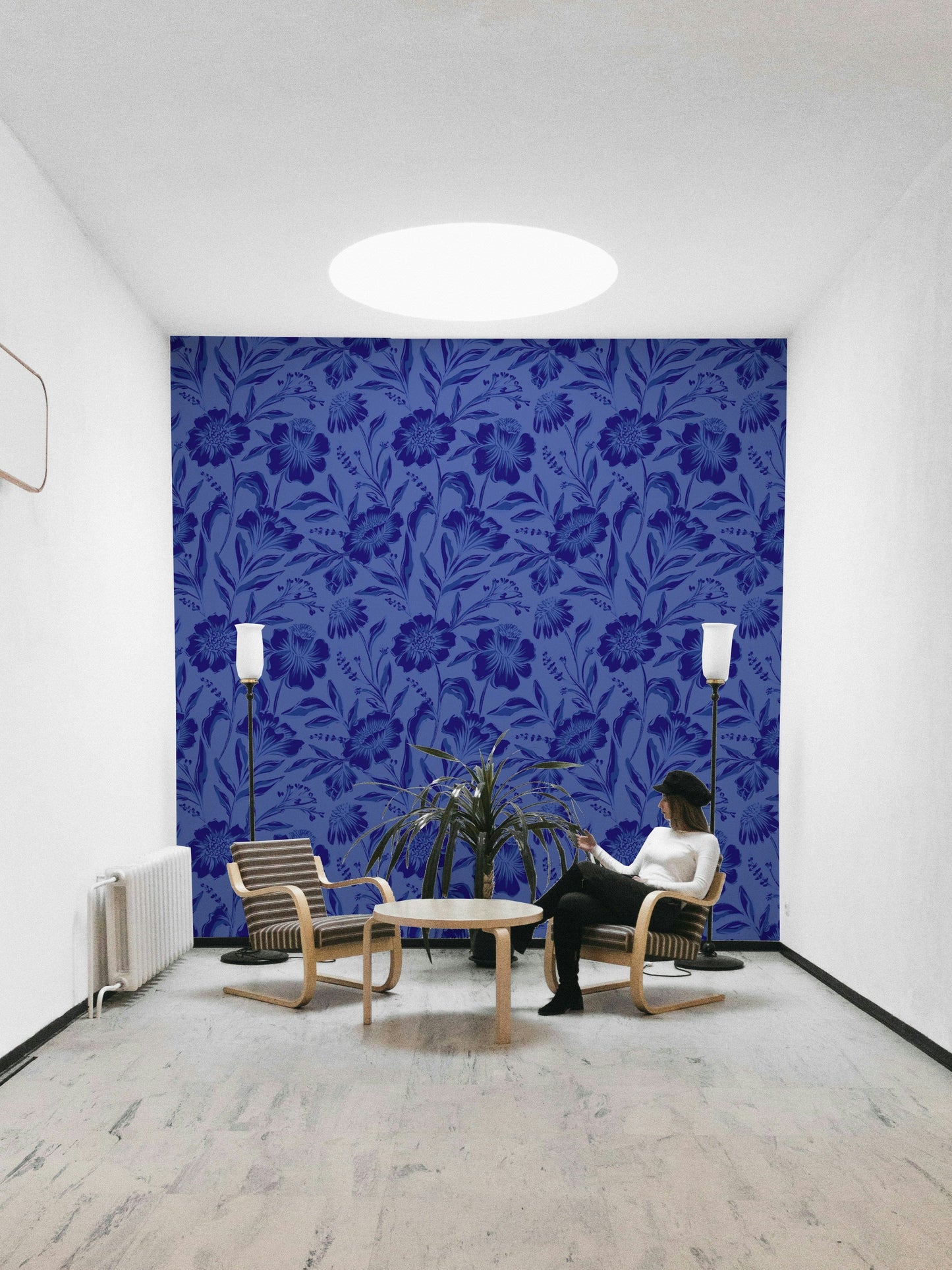 The style is artistic and elegant.

