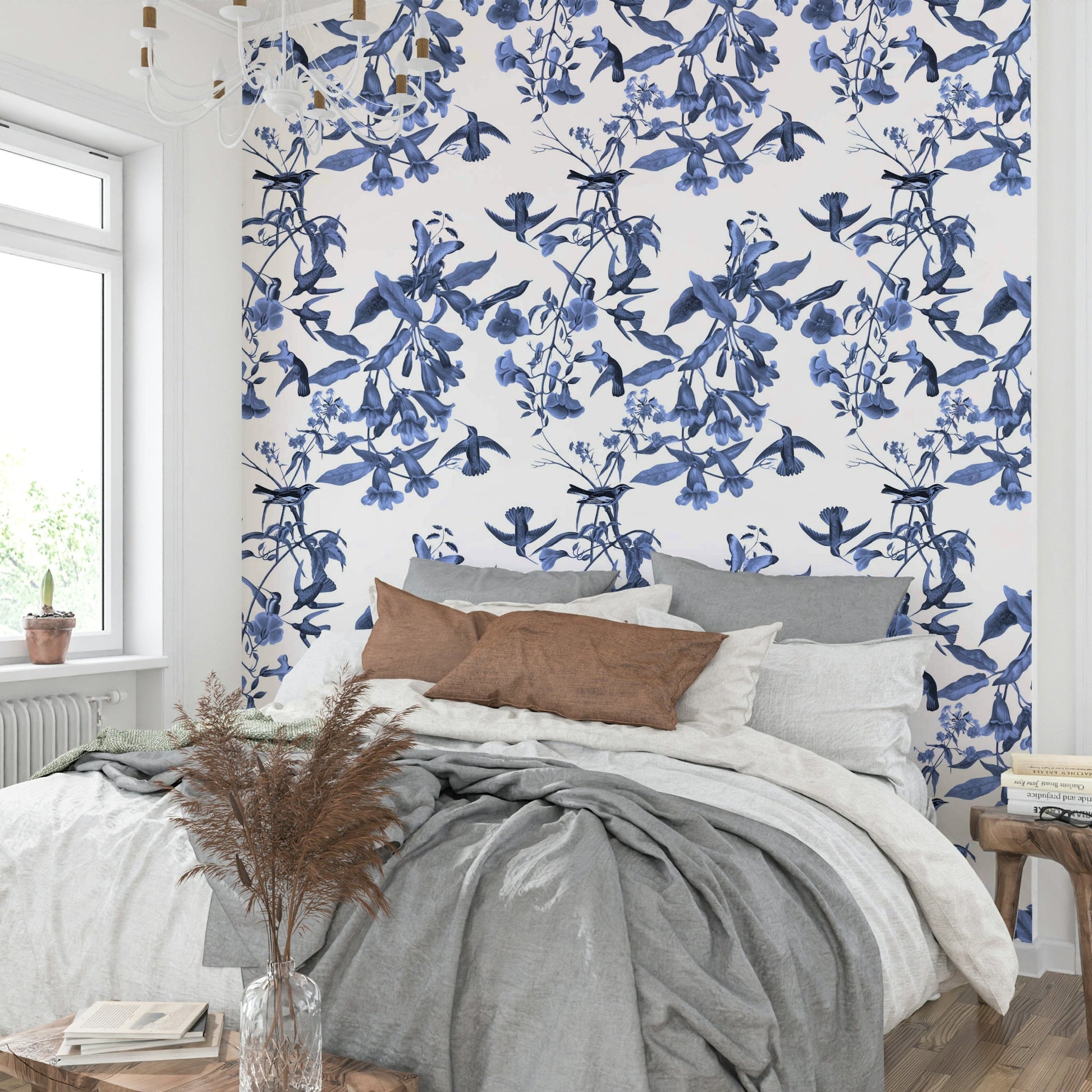 A classic botanical wallpaper for walls.

