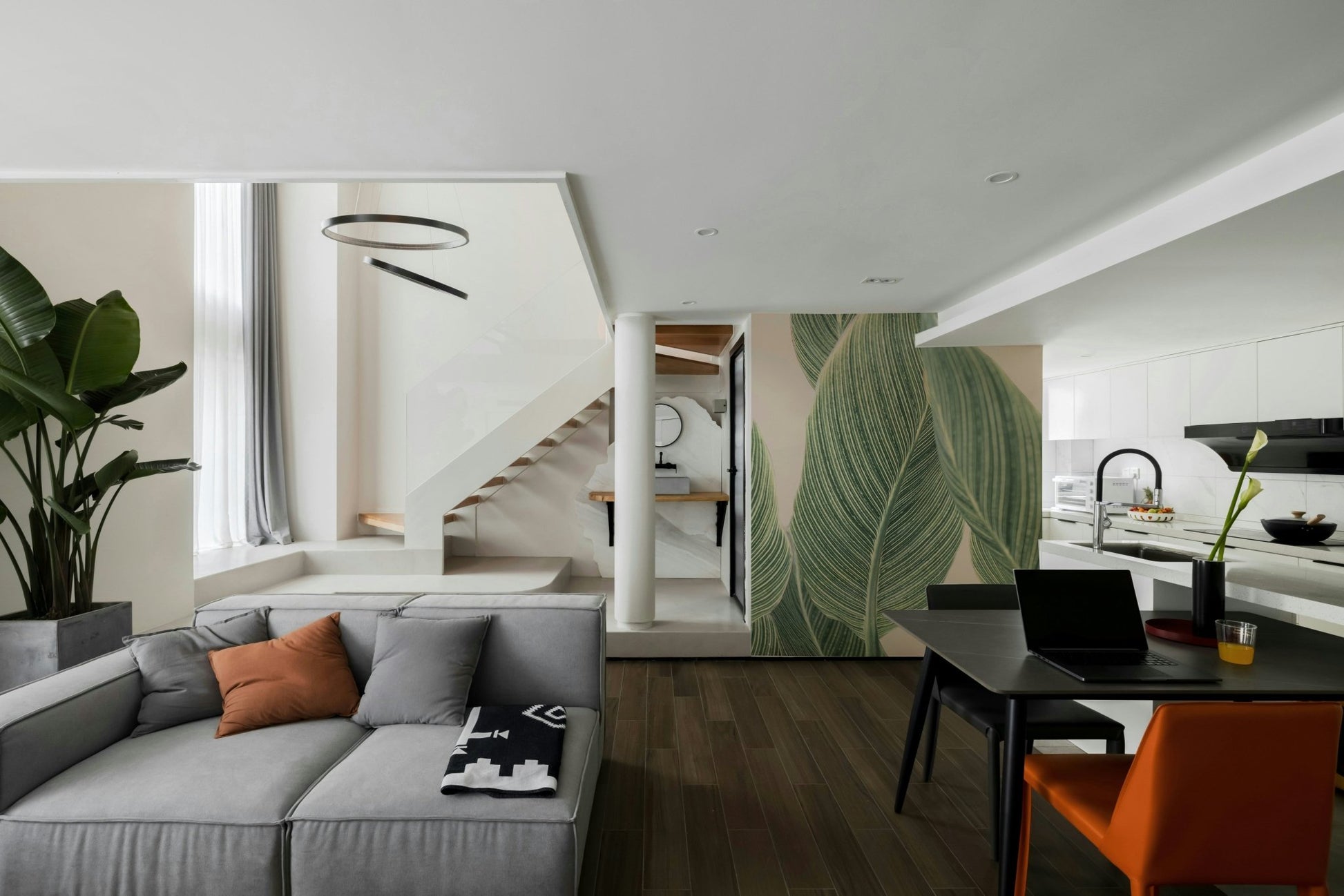 Modern botanical lines wall mural with delicate foliage.

