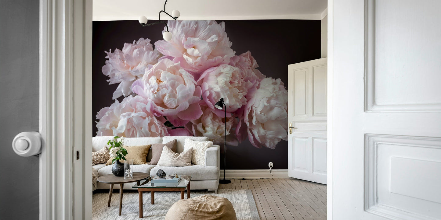 Soft, ruffled petals.

