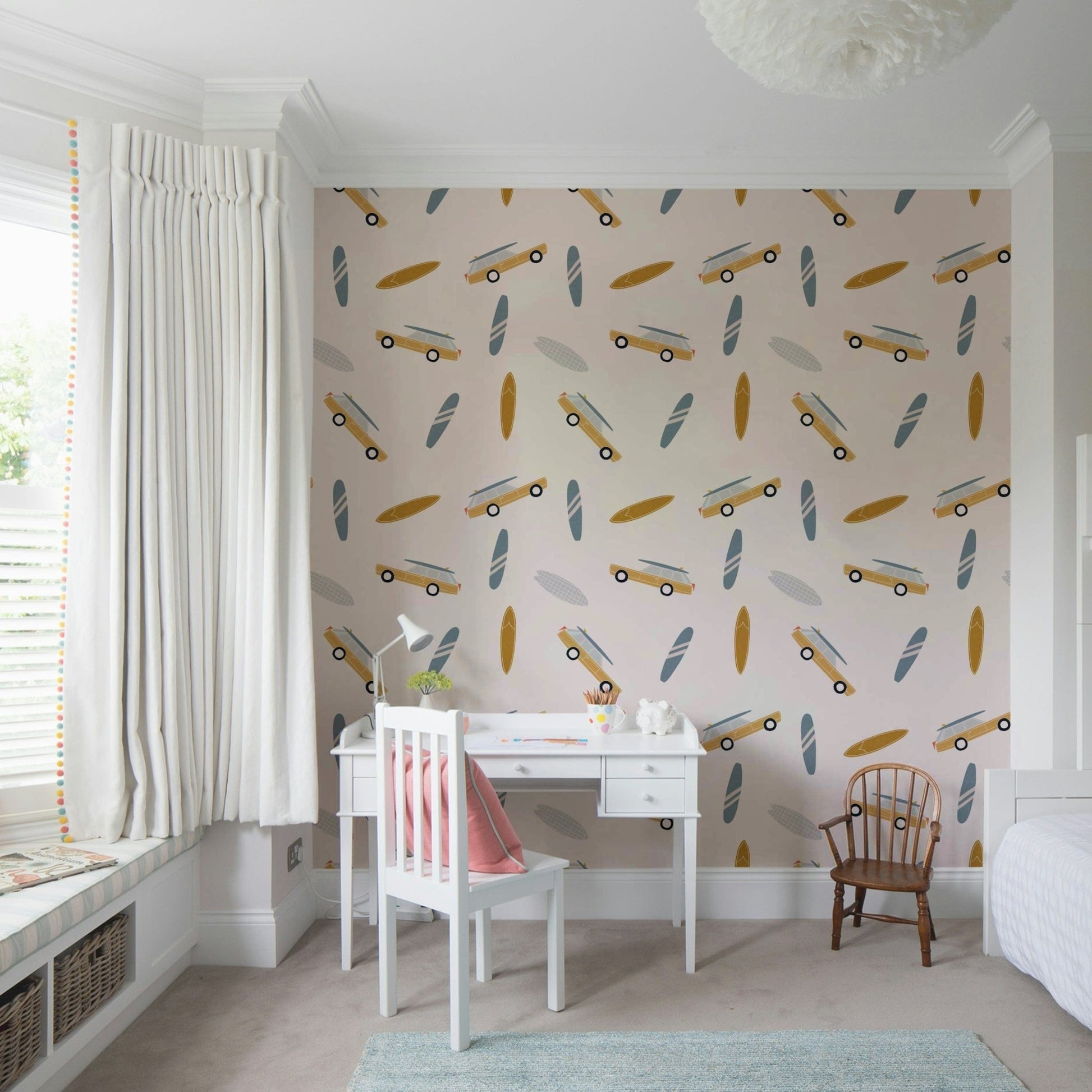 A playful summer wallpaper featuring small surfboard graphics and retro style vans.