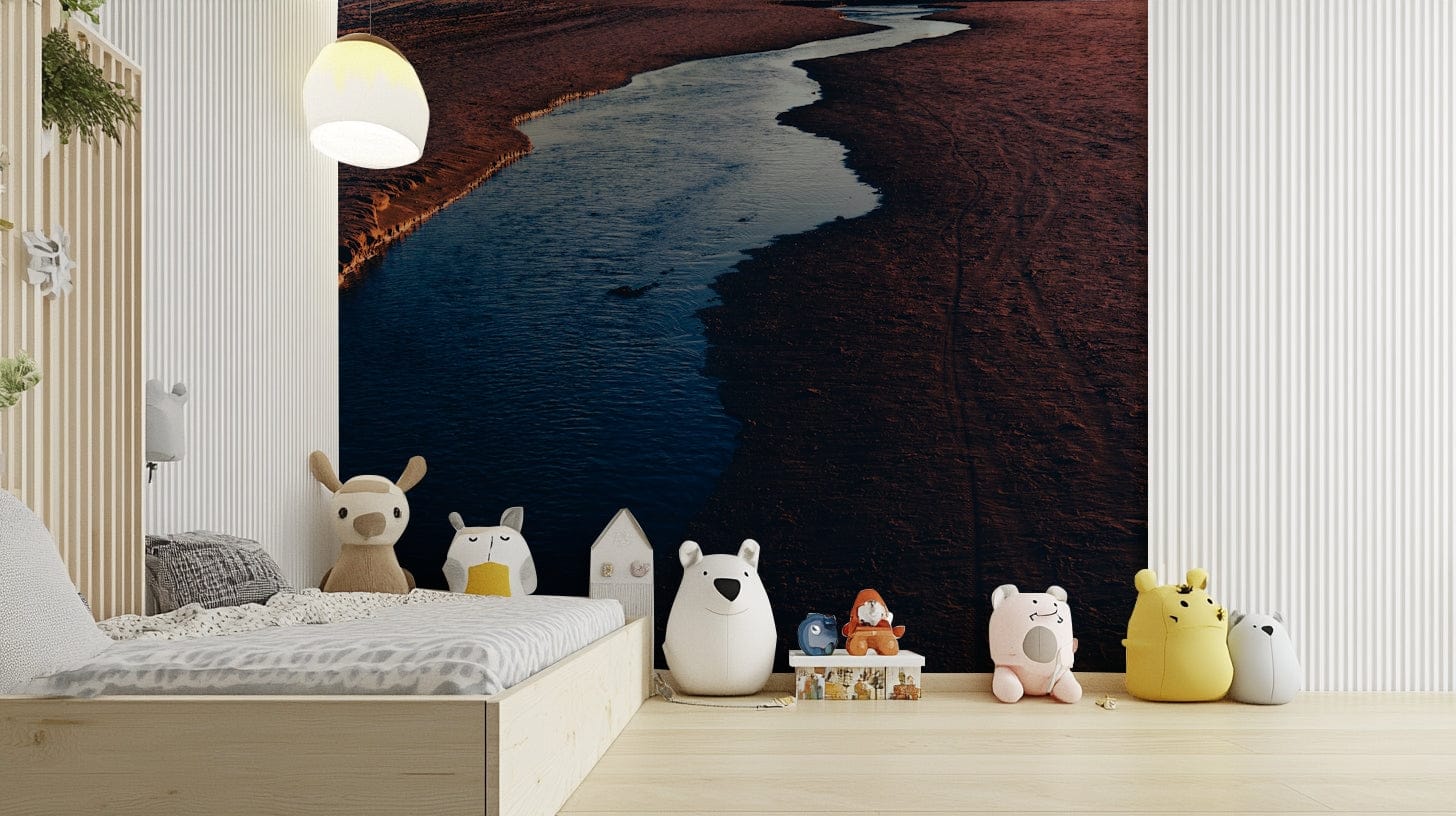 A detail shot of the flowing lines in the wallpaper.

