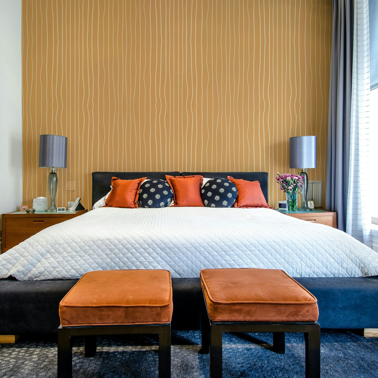 Calm wall design in desert sand hues

