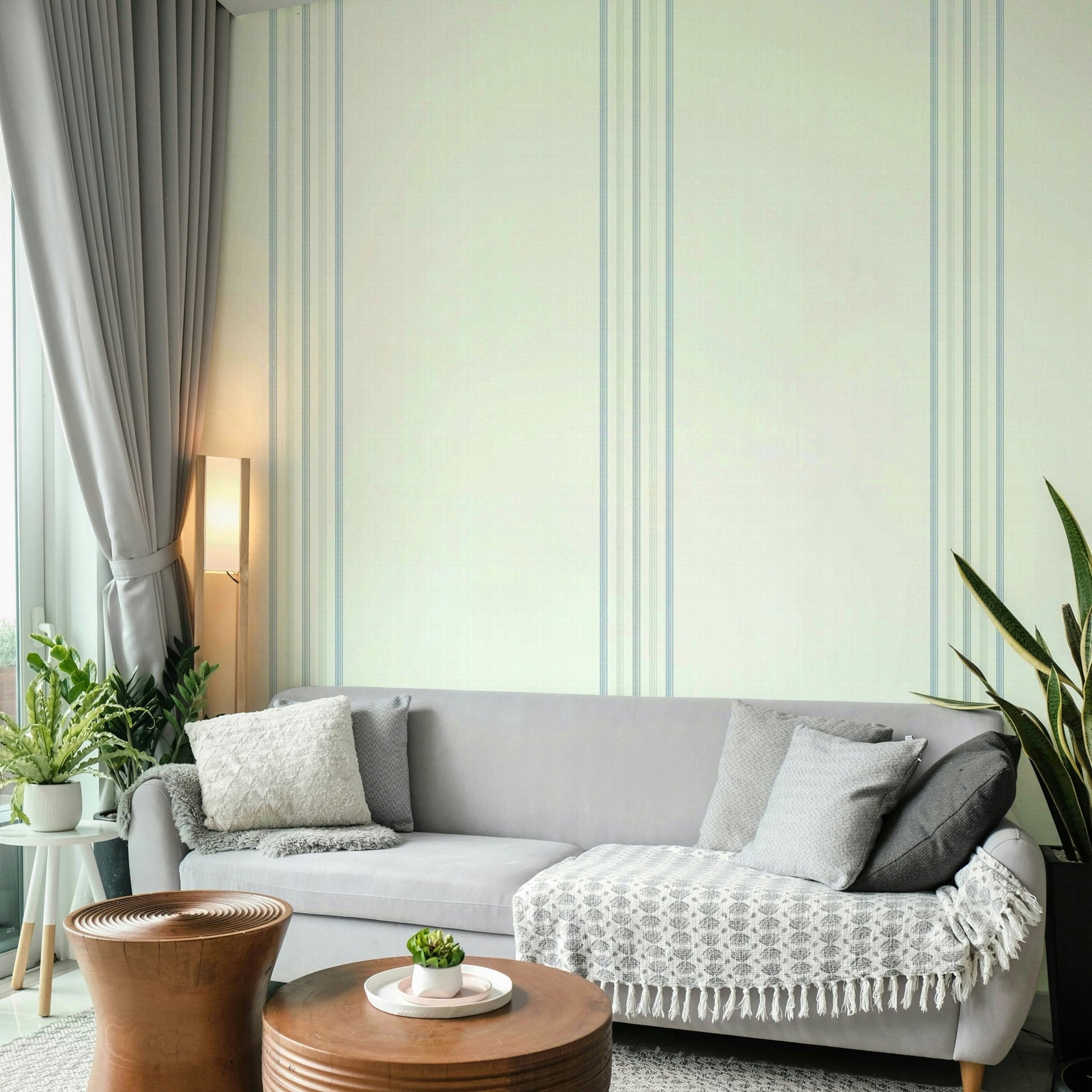 Fine vertical lines in beige and grey
