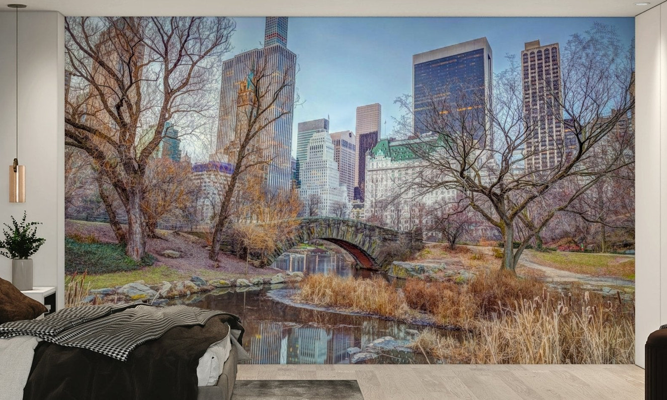 Gapstow Bridge over calm waters
