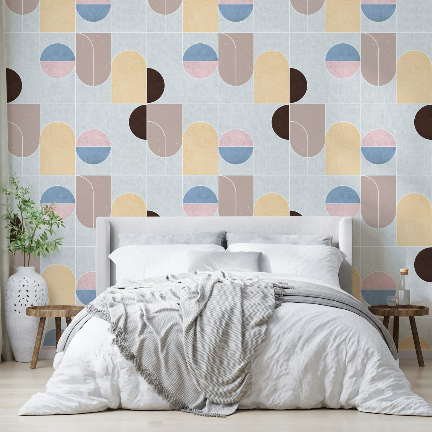 Feature wall with minimal line‑based geometry pattern

