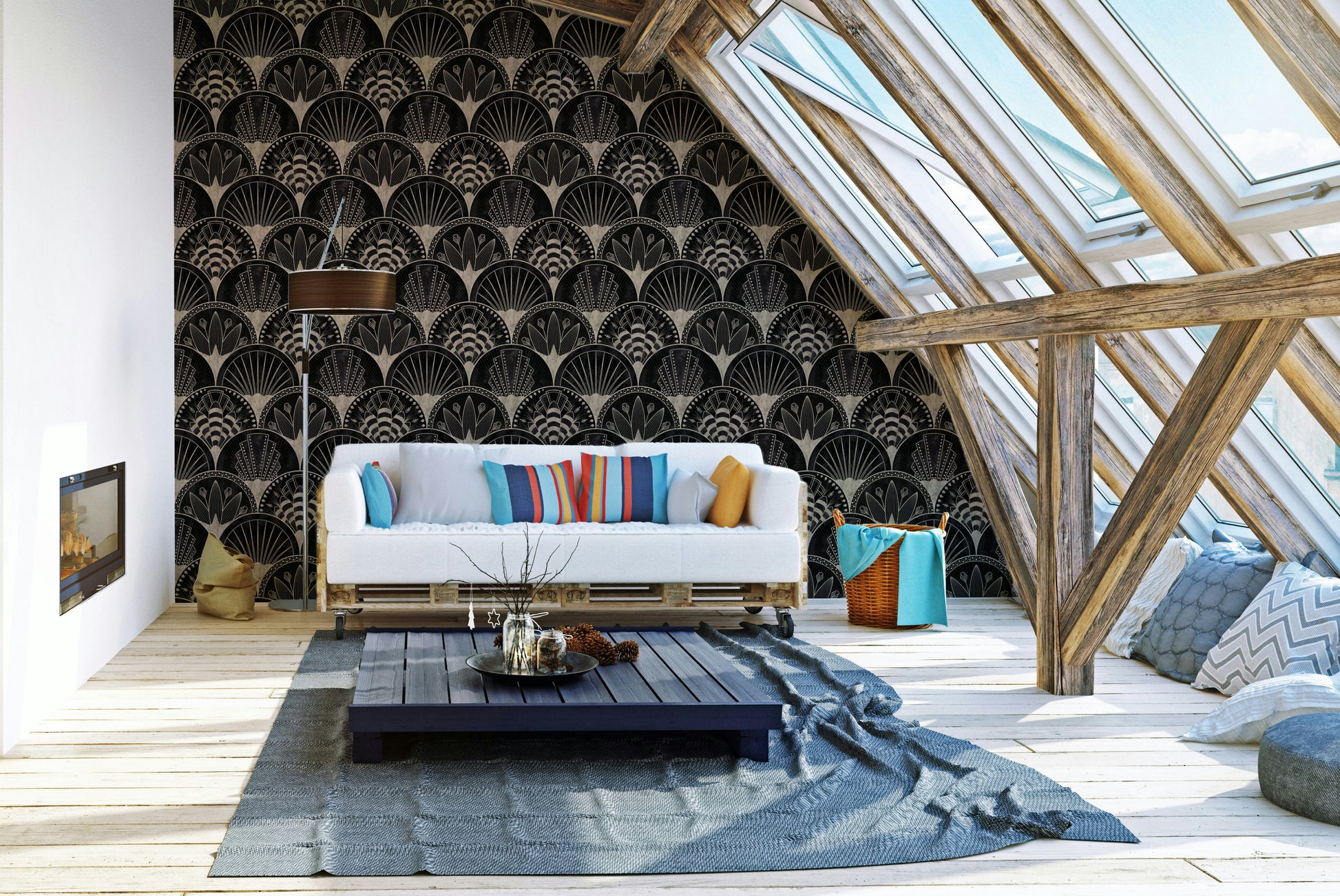 Dramatic Deco wall pattern

