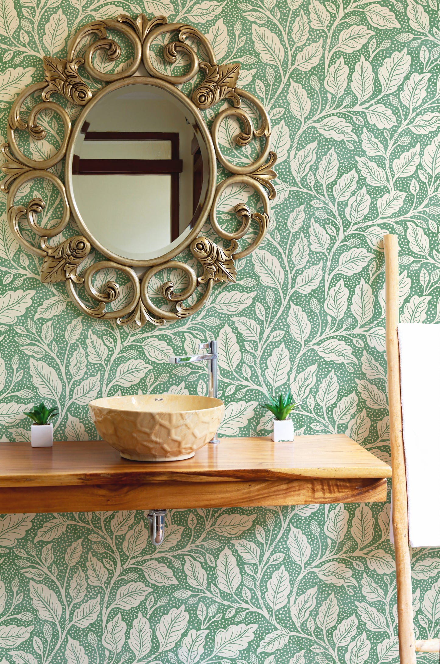 Green Budding Branches Wallpaper⁠