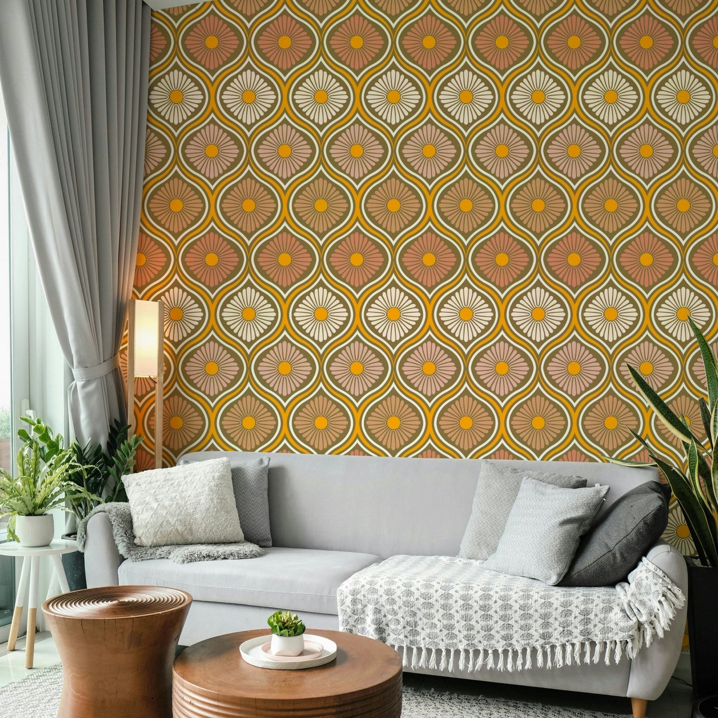 It gives a feeling of dynamic, vintage coolness.
