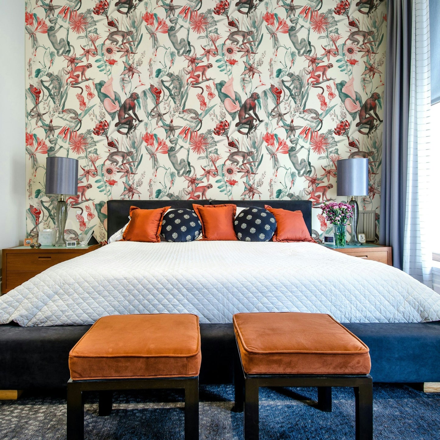 Living room featuring Hakuna Wallpaper on main wall

