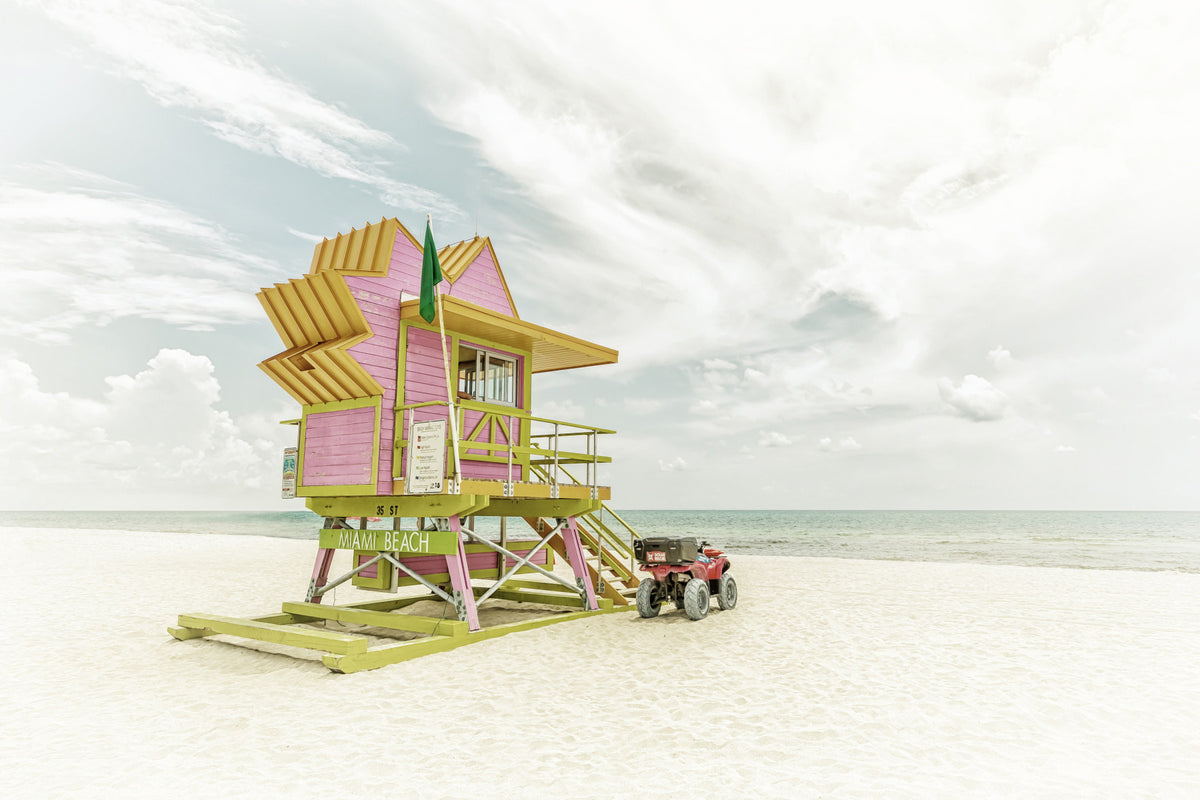 MIAMI BEACH Florida Flair | Vintage Wall Mural in your room