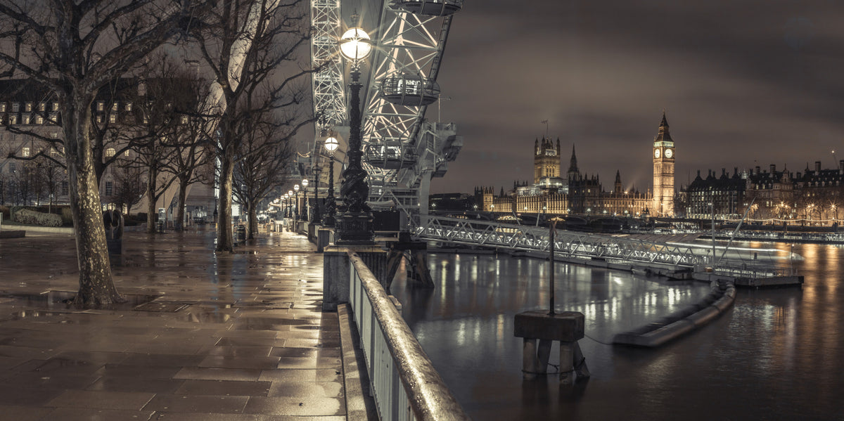 London Nightscape: Thames Serenity Wall Mural in your room