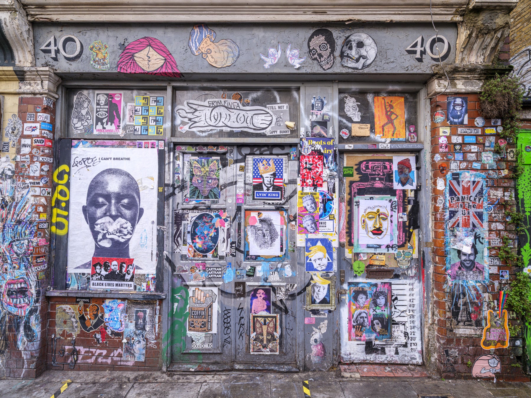 modern street art mural

