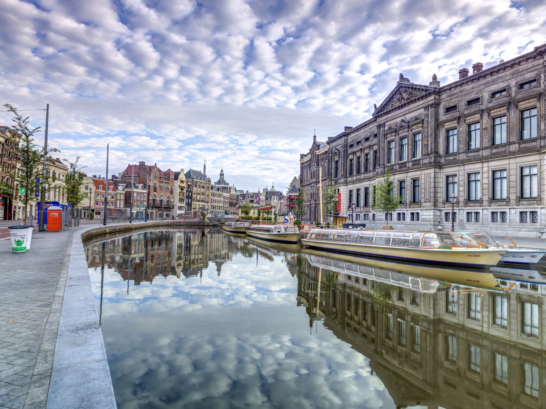 Amsterdam's Watercolor Wall Mural in your room — zoomed