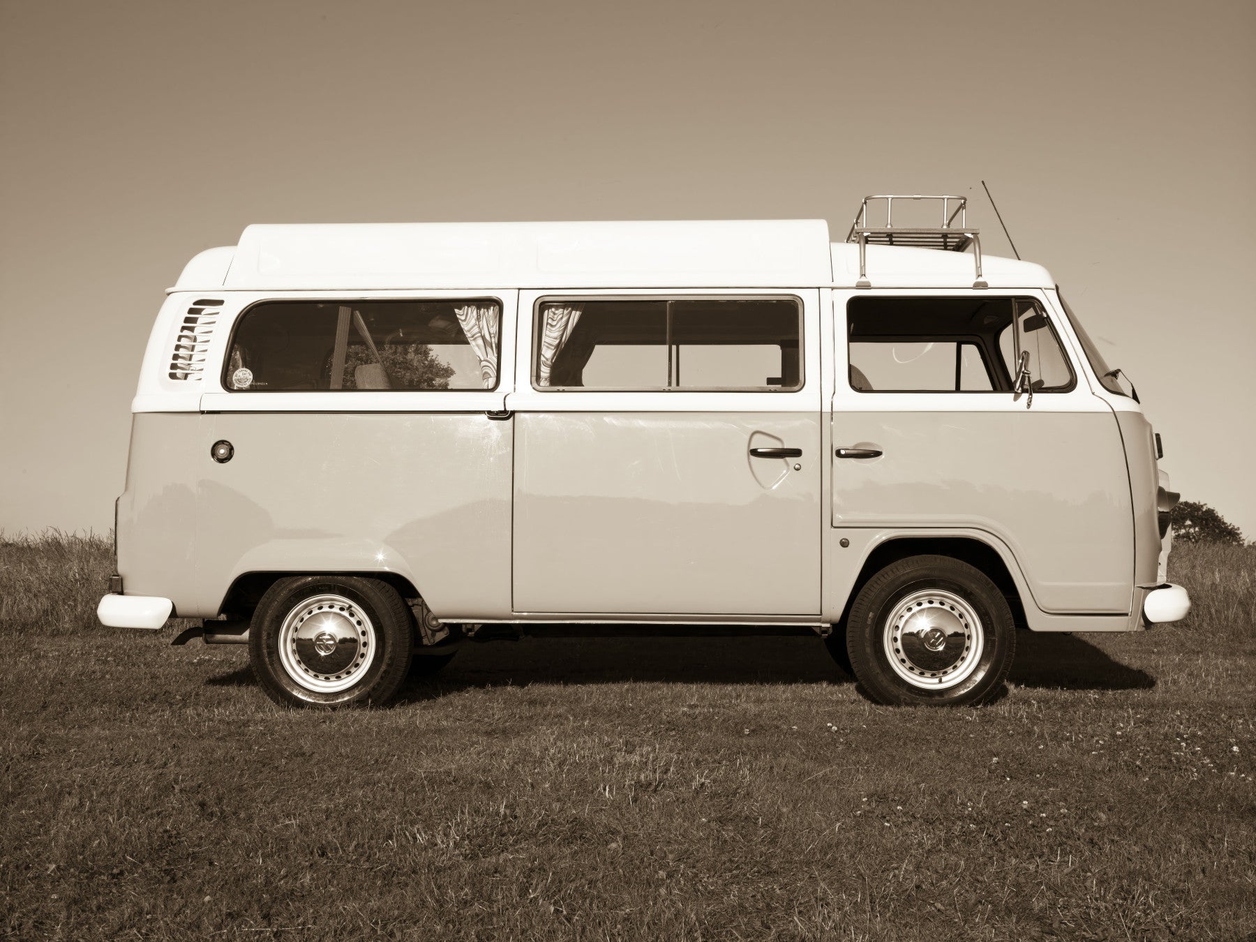 Vintage Camper Van Wall Mural