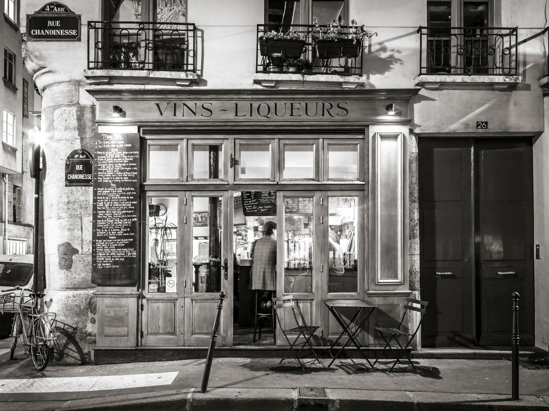 Vins-Liqueurs: A Parisian Noir Wallpaper Wall Mural
