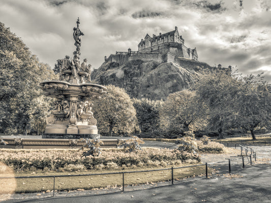 Edinburgh Castle Vista Wall Mural