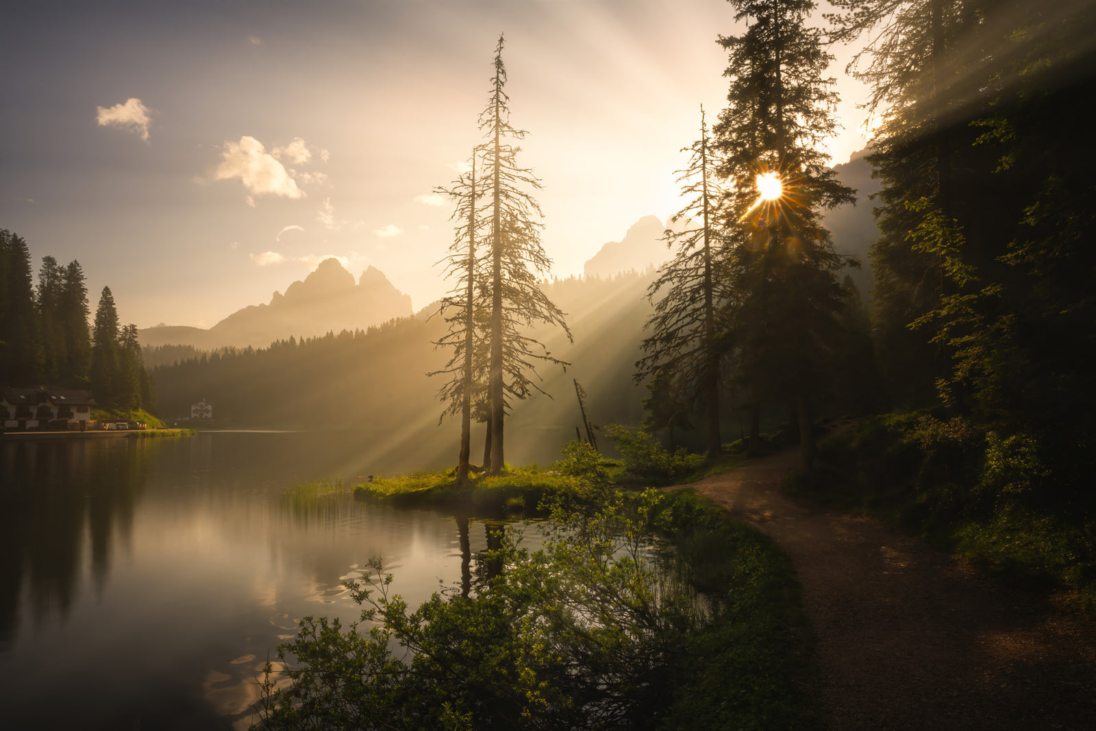 Lakeside Radiance Wall Mural - 2553233 in your room