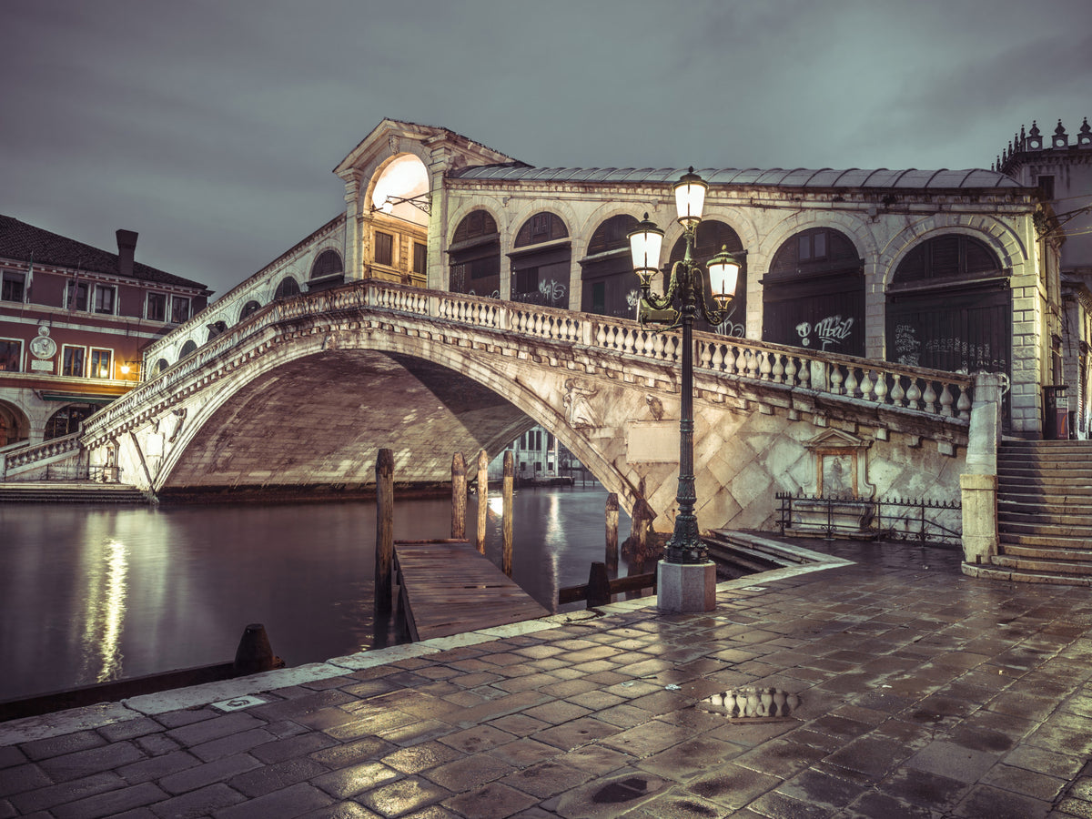 Rialto Bridge Wall Mural in your room