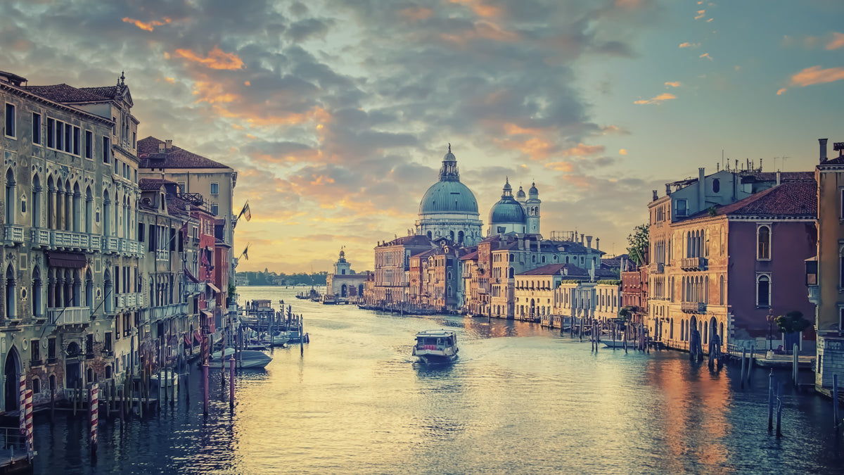 Venetian Dawn Wall Mural in your room