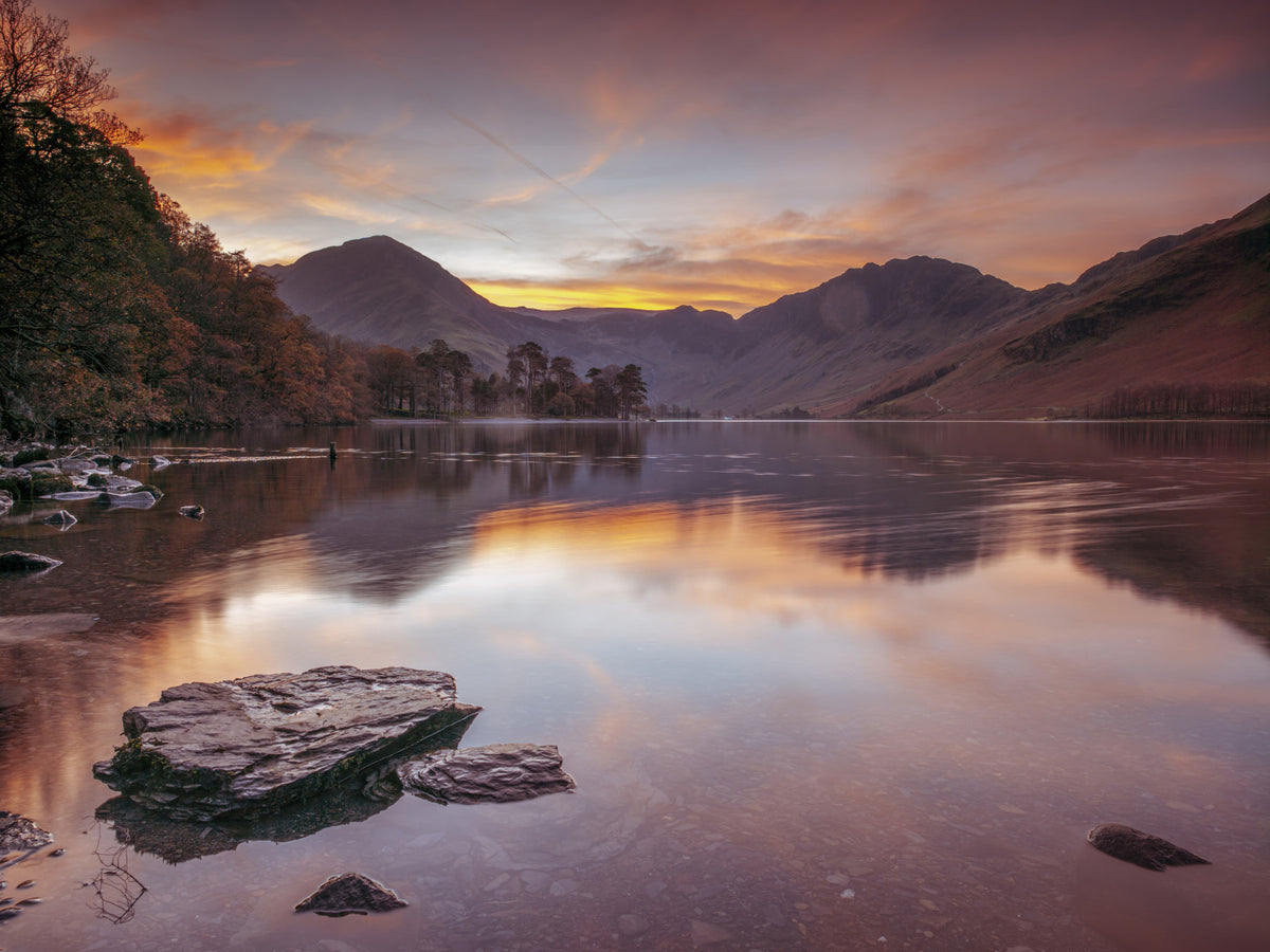 Lakeland Sunrise Wall Mural in your room — zoomed